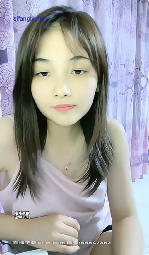 亚洲综合AV色婷婷五月蜜臀巨乳で性格も良く呼べばすぐに来て何でもやってくれる！？いいなりセフレちゃん！！高清在线观看